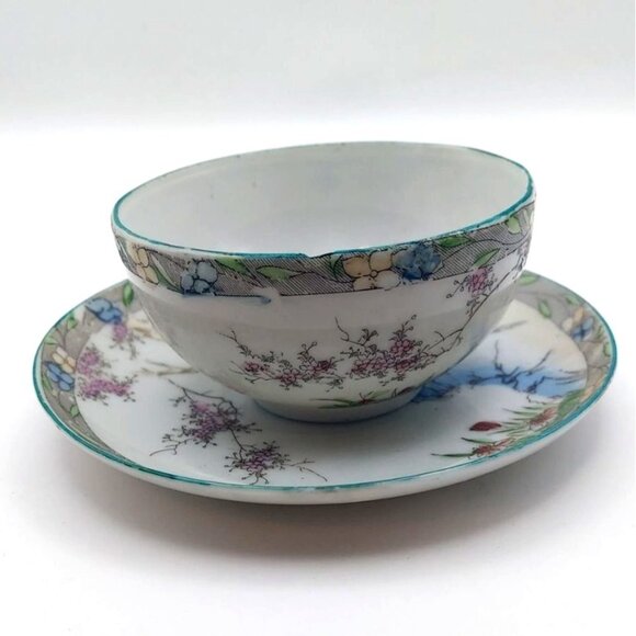 Vintage Japanese Porcelain Cup & Saucer Set MCM Handpainted Bird & Floral Design - Picture 5 of 12